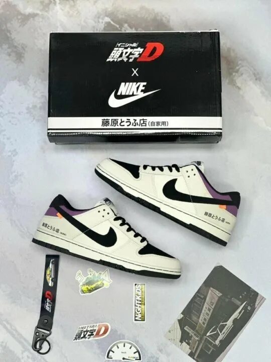Nike sb dunk low ae86. Nike x d sb dunk low initial d toyota ae86. Nike sb dunk toyota ae86. Nike toyota ae. Nike toyota ae.