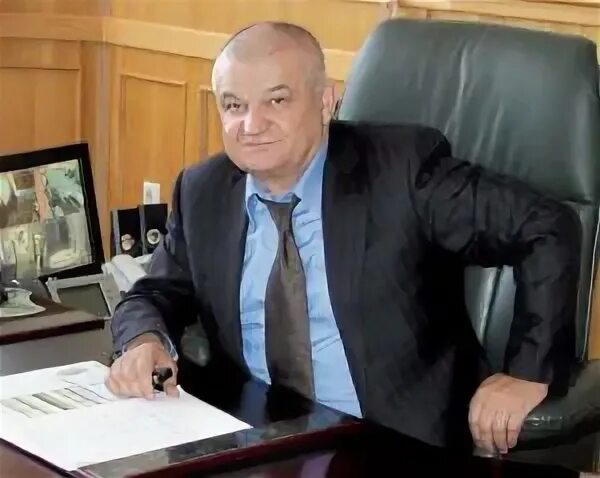 Директор чиркейгэсстрой. Горшенин чиркейгэсстрой. Чиркейгэсстрой. Горшенин чиркейгэсстрой. Чиркейгэсстрой 1975.