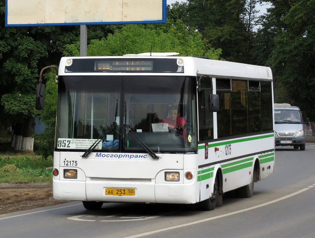 Автобус 696. Автобус 852 Красногорск. Автобус 696 Москва. 852 Автобус маршрут. Метро Митино автобус 852.