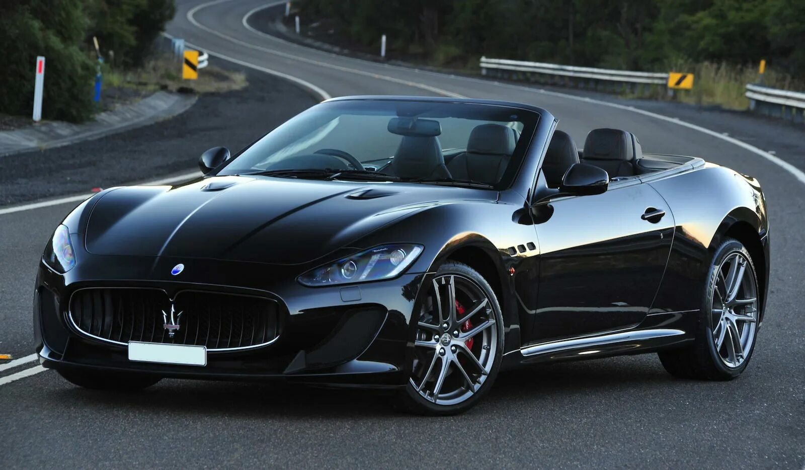 Бугатти чирон. Maclaren машина p1. Hennessey venom gt. Джессика альба авто. Форд гт 240.