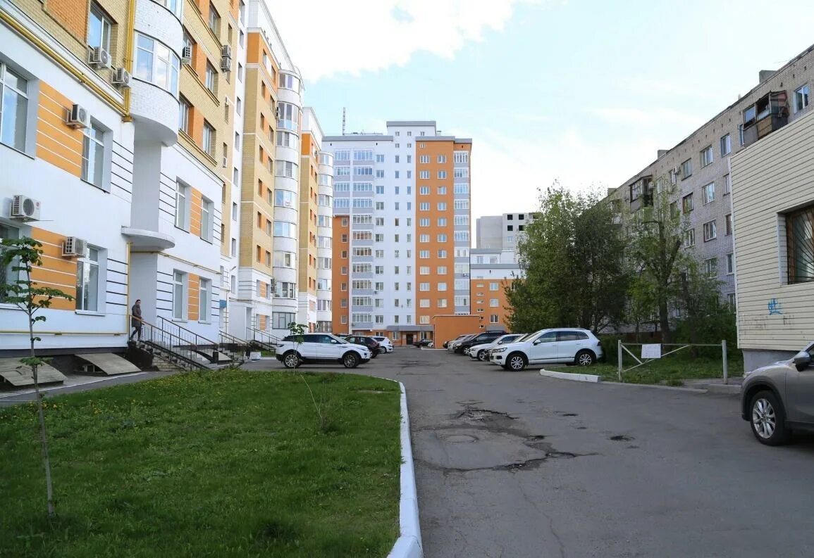 60 летия октября 17 орел. Октября 44 реутов. Ул октября д 42. Реутов ул октября 44. Реутов октября 42.