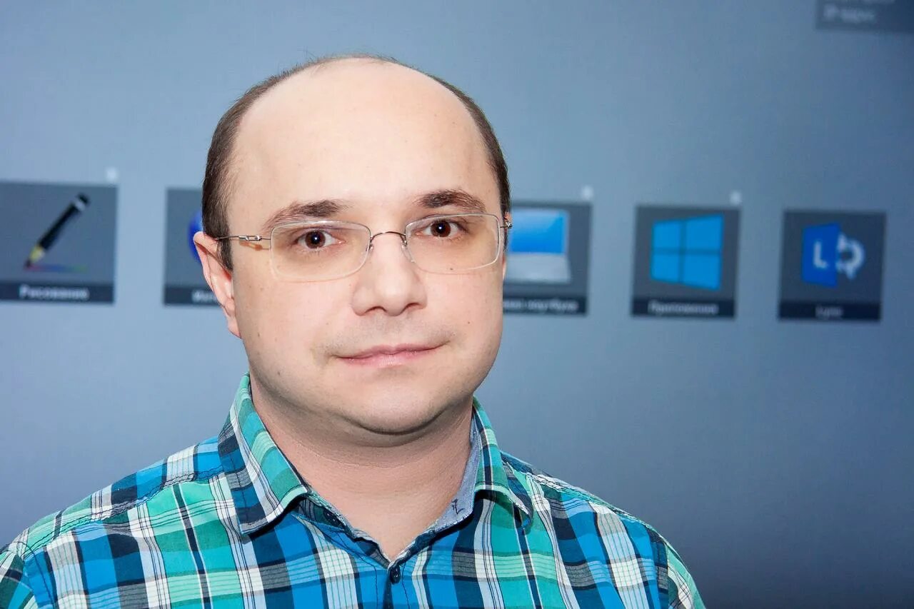 Максиму жукову. Максиму жукову