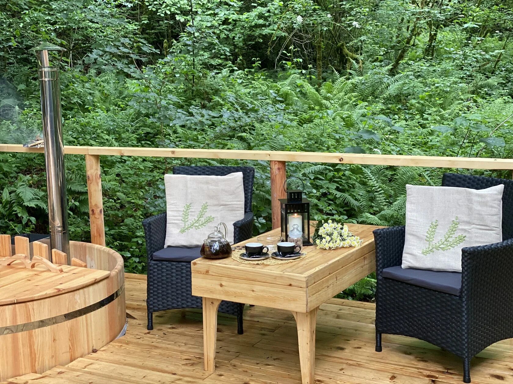 Глэмпинг сочи. Les glamping сочи. глэмпинг лес адлер. отель в лесу сочи. спа лес сочи.