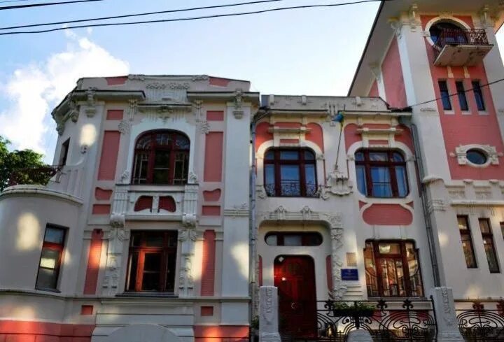 Винница архитектура. Дом винницы. Дом винницы. Дом винницы. Музей-усадьба пирогова винница.