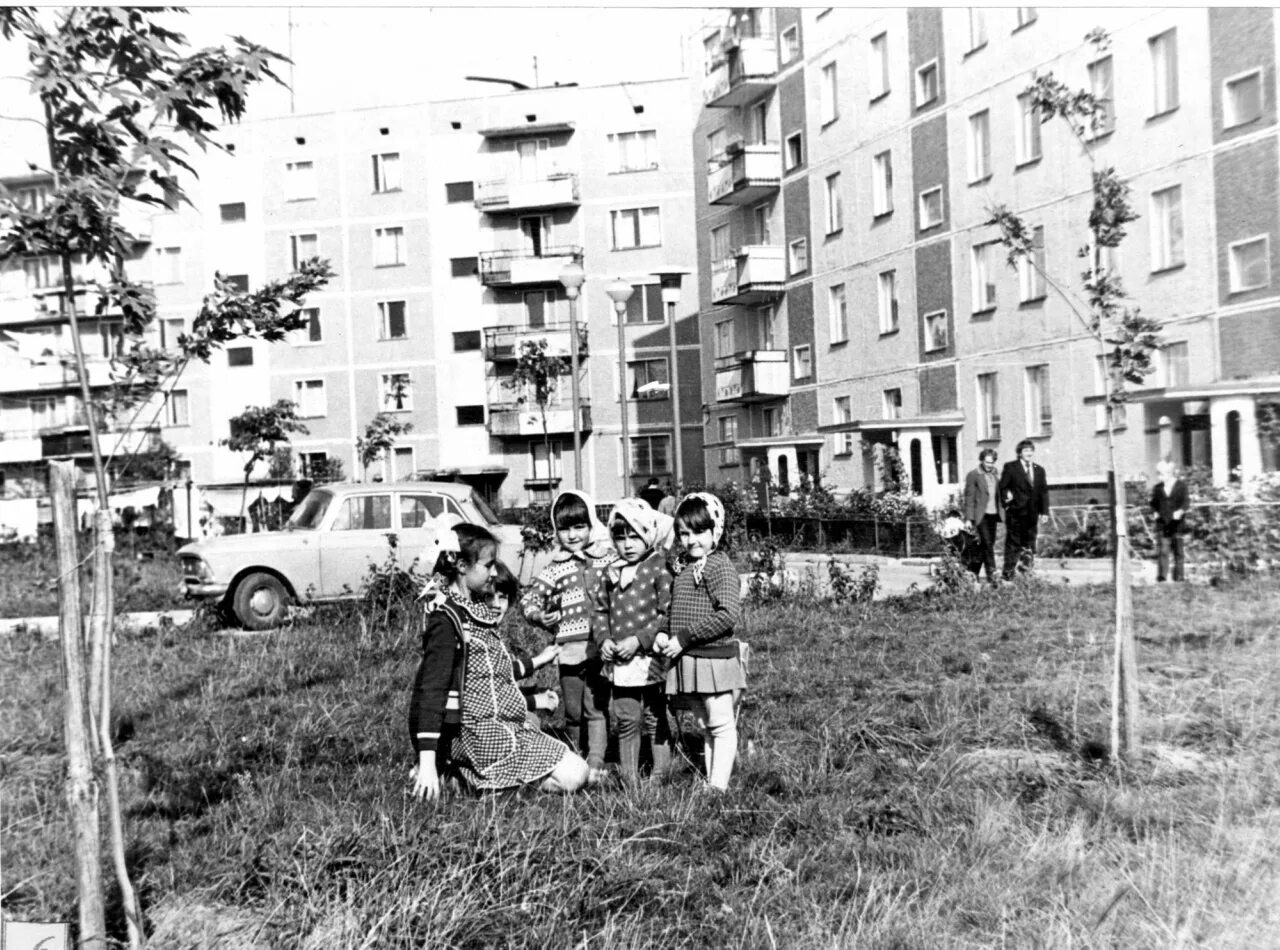 Припять до аварии. Город Припять 1986 год. Припять 1986 до аварии. Чернобыль 1985. Припять 1986 люди.