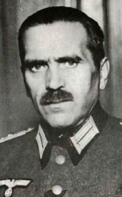 Меандр орнамент. Фёдор иванович трухин. Свастичный меандр. Г меандров. Г меандров.