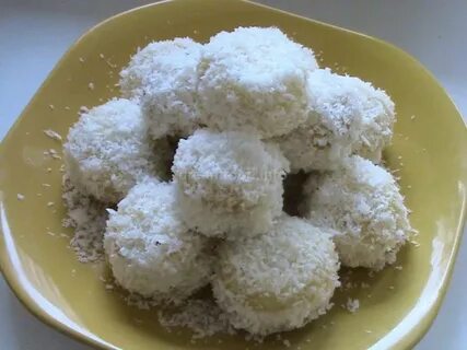 Рафаэлло сгущенка и кокосовая стружка