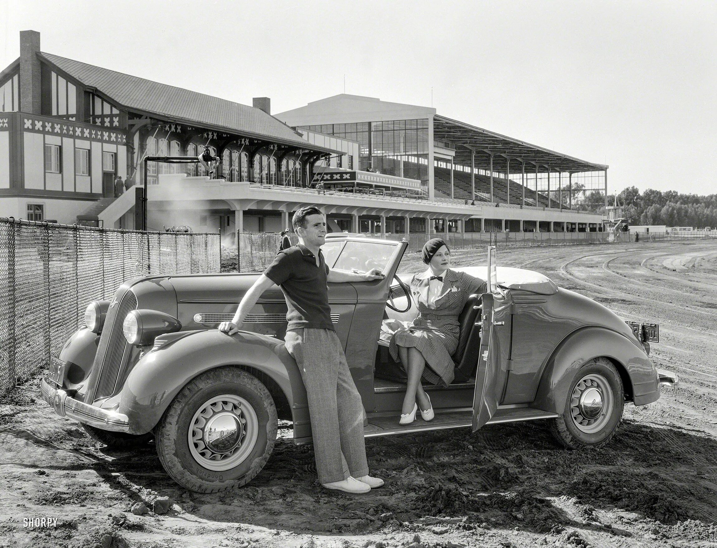 1935 Pontiac. Понтиак 1935 года. Понтиак ретро 1930. Понтиак машина 1934. Ретро гоу