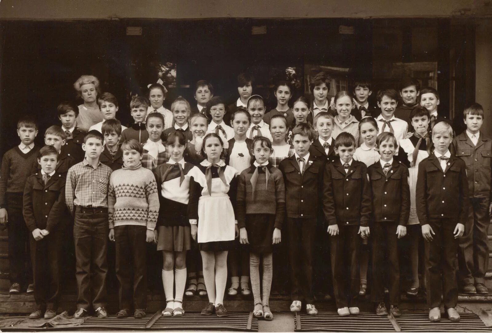 выпуск 1992 года