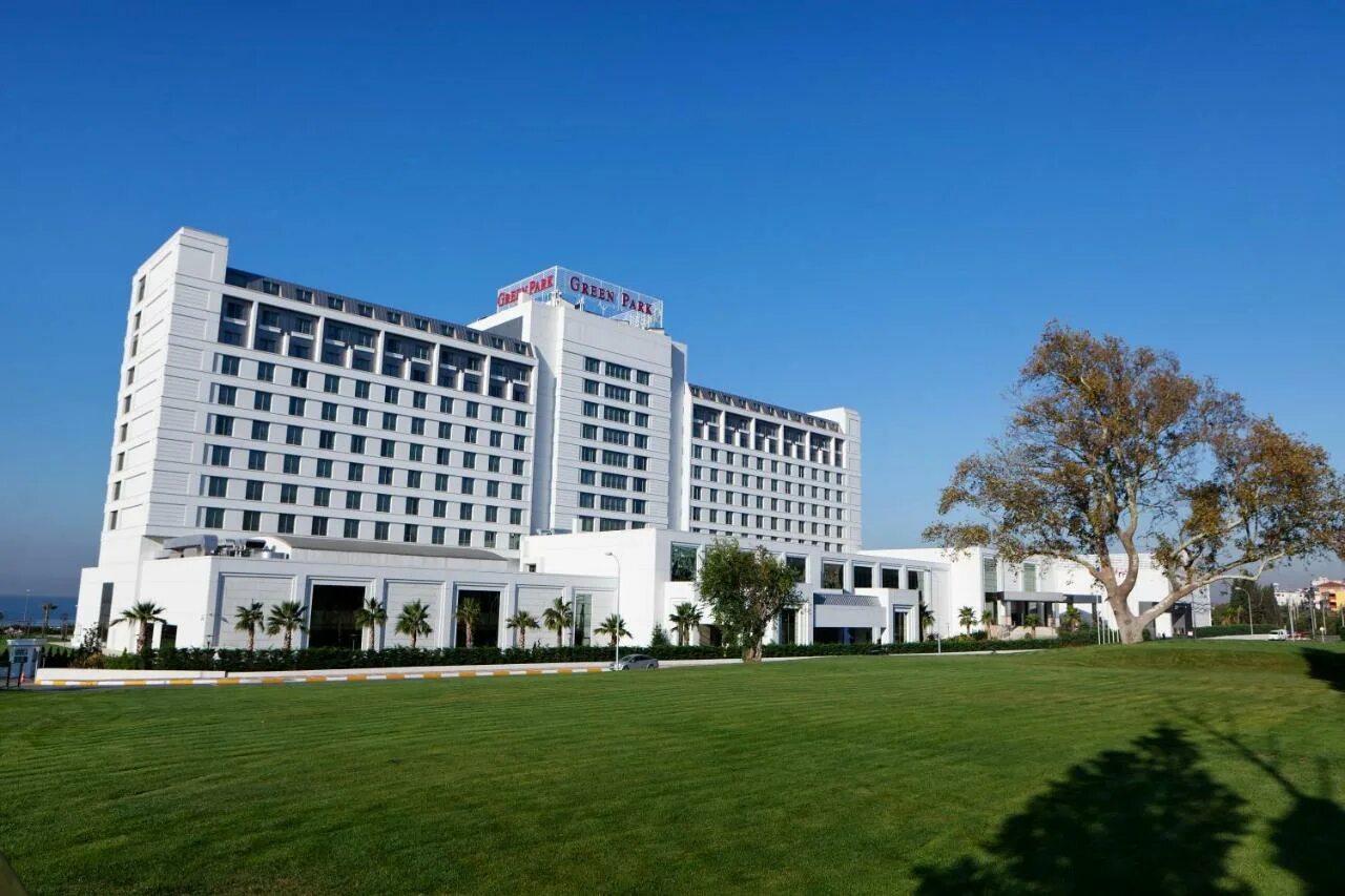 Грин парк отель москва. Green park отель 3 дагестан. Грин парк отель турция. The hotel is park. Грин парк пендик стамбул.