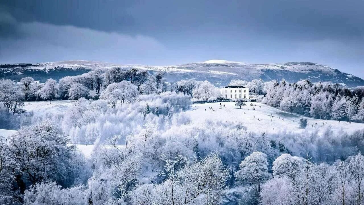 Extreme cold snap sweeps across Europe