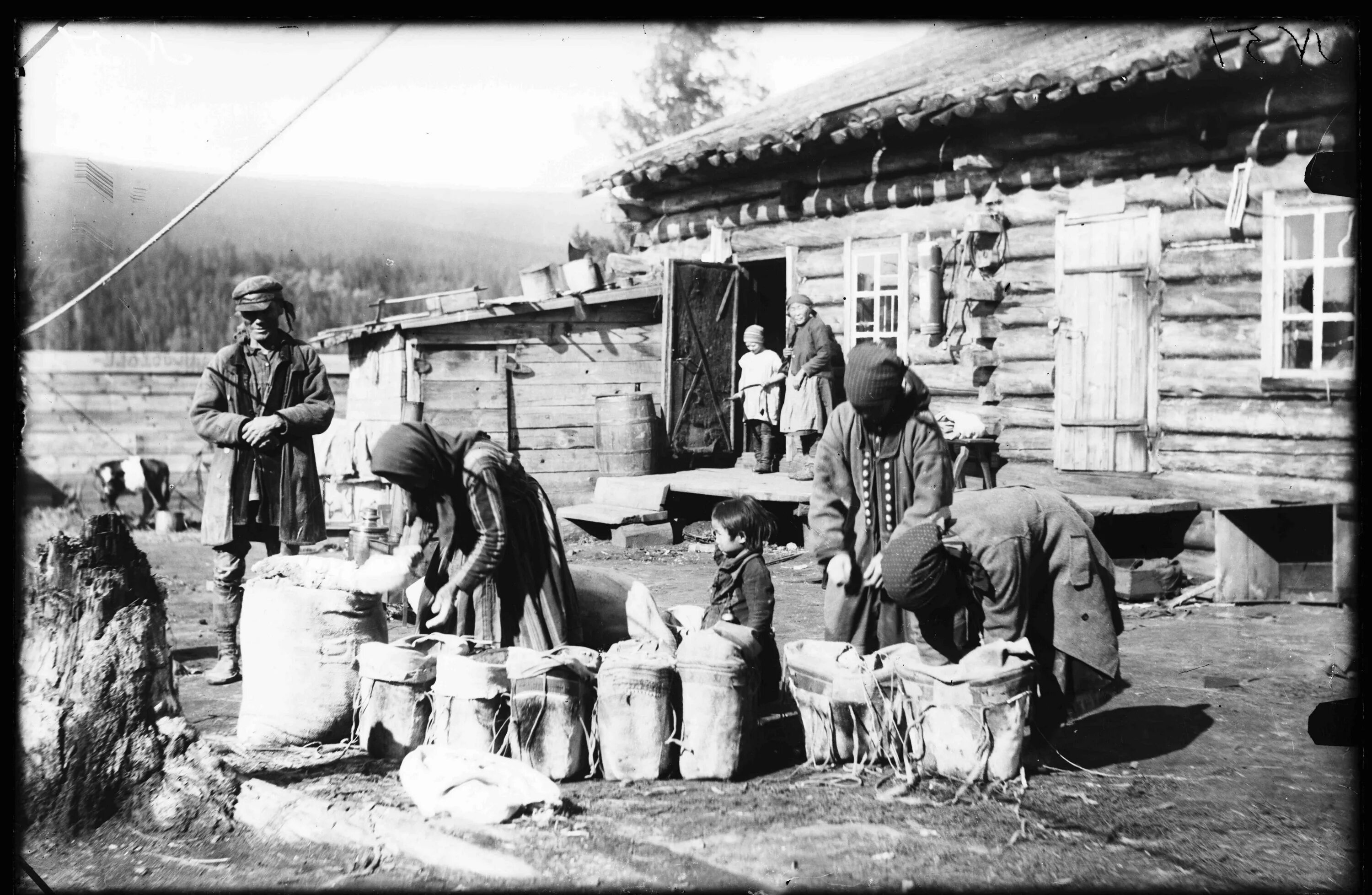 Деревенская жизнь Иркутской губернии в 1900-1930 годах ". Сибирская деревня в начале 20 века. Сибирские крестьяне 19 век. Иркутская Губерния в 1900 году крестьяне. Организовать артель