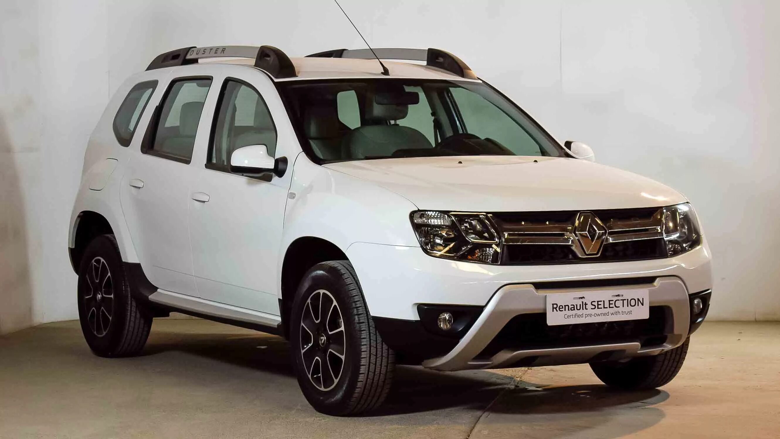 Купить дастер в беларуси. Renault Duster 2017. Рено Дастер 2017 белый. Дастер 2017 новый. Дастер 2017 PFL.