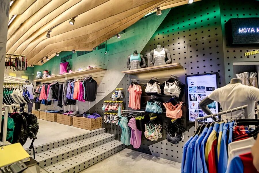 Running store. Магазин страйд. stride running магазин. беговой магазин. страйд магазин для бега.