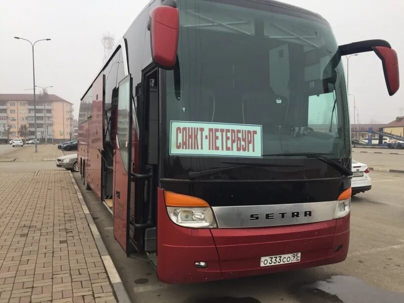 Автобусы в Грозном. Автобус Грозный Питер. С Москвы до Грозного автобус. Автобусы в Грозный из Москвы.