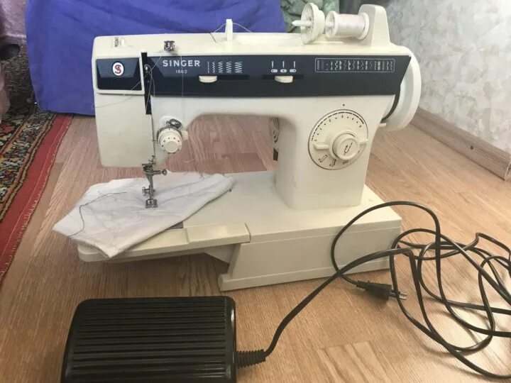 Швейная машинка singer 1862. Швейная машинка зингер бразилия. Зингер 1812. Зингер 1862. Зингер 1862.