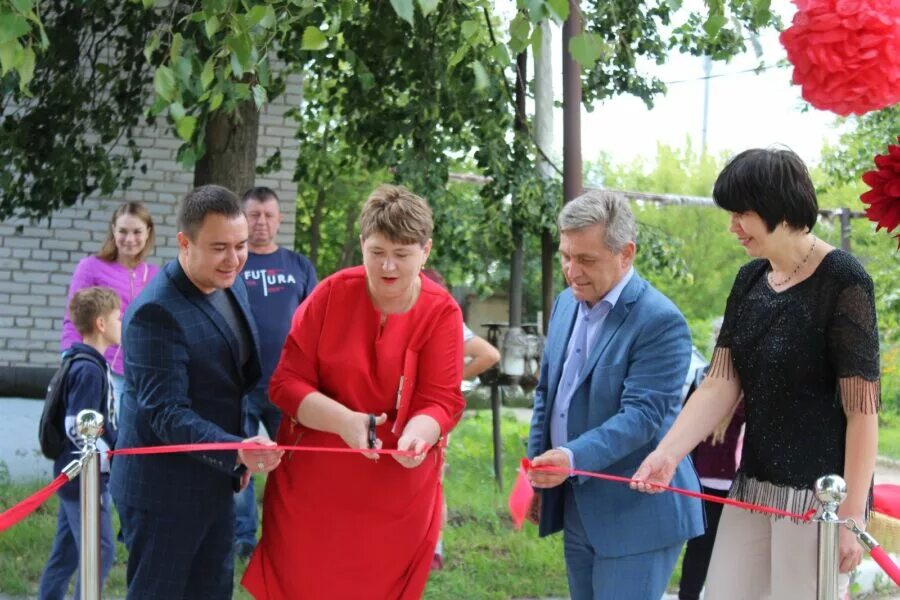 Поселок октябрьский киреевский. Красный Яр Киреевский район. Поселок красный Яр Тульская область Киреевский район. Поселок Комсомольский Киреевский район Тульская область. Тульская область Киреевский район поселок Октябрьский.