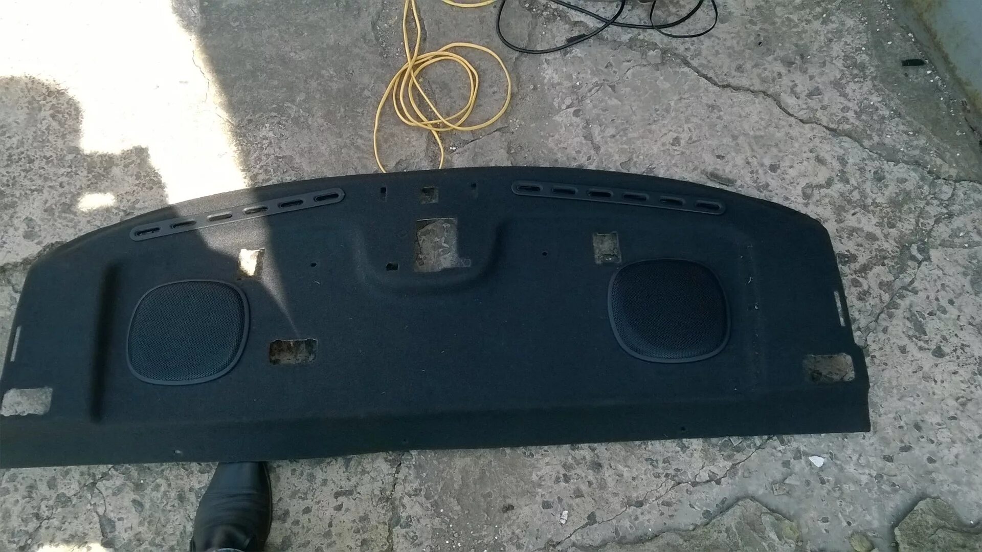 Задняя полка ниссан жук. Полка в багажник nissan march к11. Задняя полка ниссан. Задняя полка на ниссан тиида хэтчбек. Задняя полка ниссан тино.