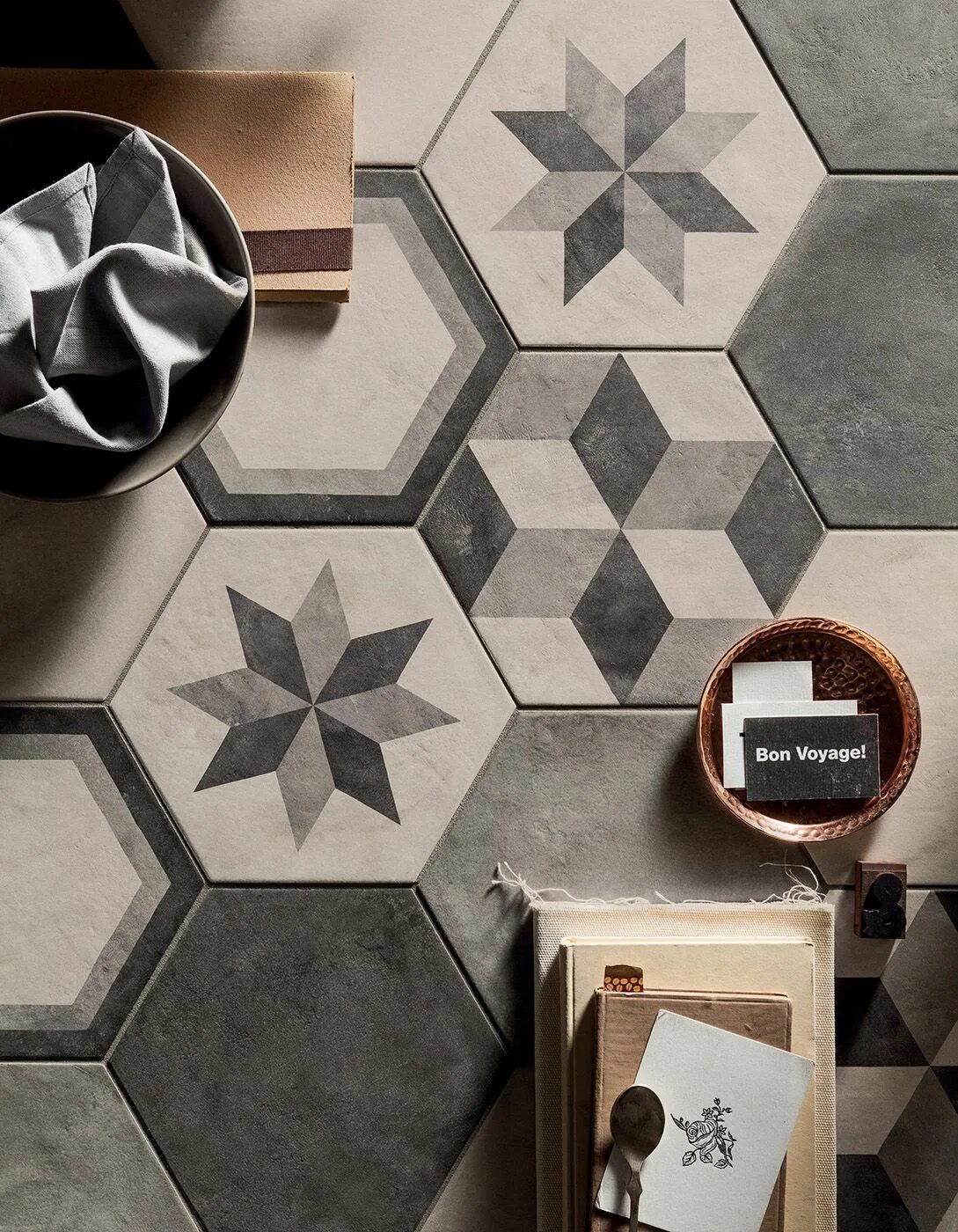 Terra mix. Marca corona terra плитка. керамогранит гексагон терракота. керама марацци гексагон. керама марацци шестигранная плитка.
