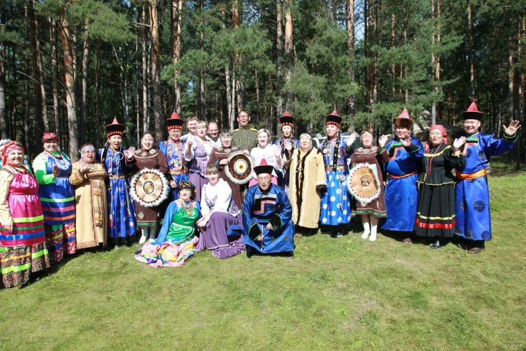 1 жители забайкальского края. Культура народов Забайкалья. Буряты и эвенки в Забайкалье. Жители Забайкалья. Коренные жители Забайкальского края.