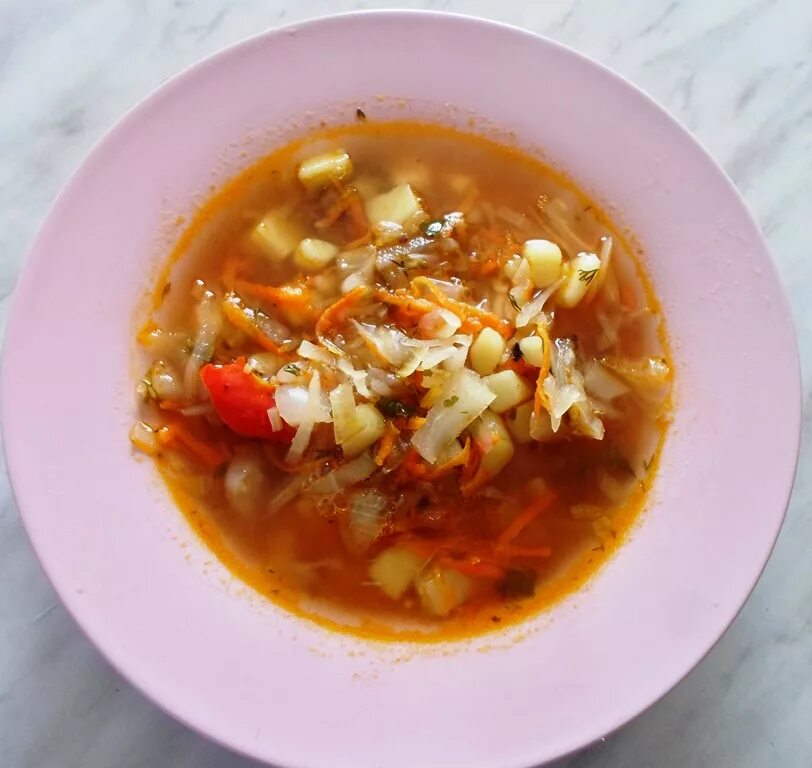 Щи с капустой и фасолью консервированной