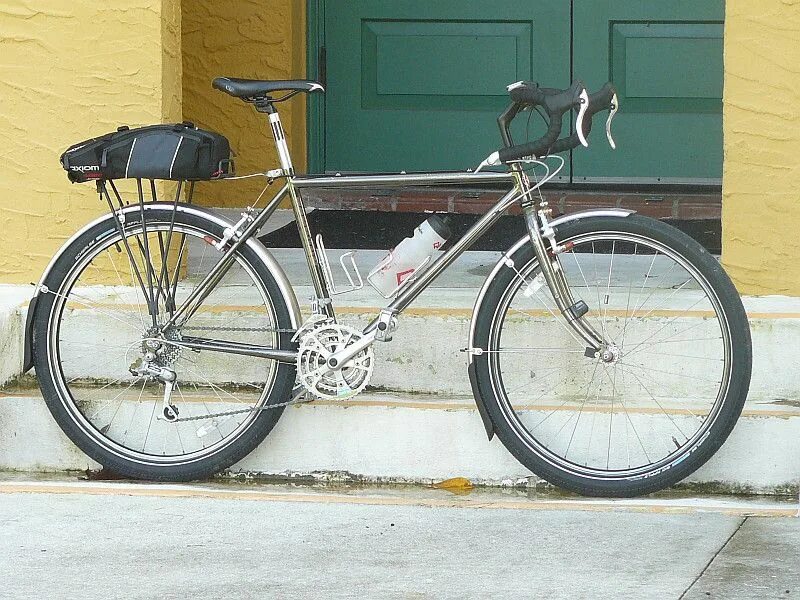 Дорожный велосипед 26 колеса. Велосипед Schwinn Sierra. Schwinn Sierra велосипед Schwinn. Дорожный велосипед Швинн Сиерра. Хардтейл Schwinn.