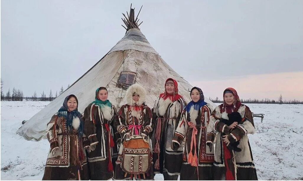 Северный образ. Коренные народы Тюменской области. Народы севера Тюменской области. Народы европейского севера ненцы. Коренные народы севера ненцы.