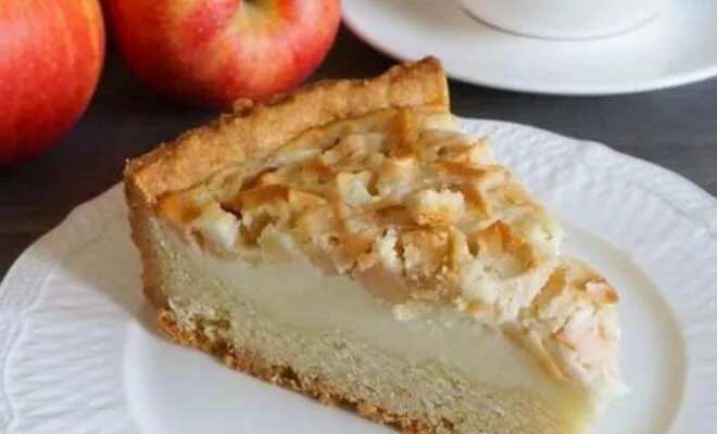 Пирог песочный с яблоками сметаной