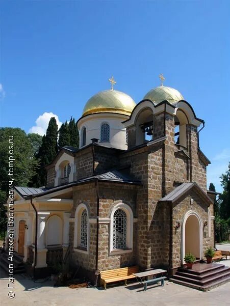 Преображения господня хоста. Храм преображения господня в хосте. храм преображения господня (сочи). храм в хосте сочи. преображенский храм хоста.