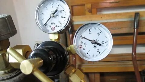 Какое давление углекислоты для полуавтомата на редукторе