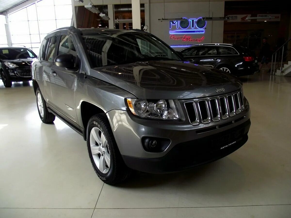 Джип компас 1. Jeep Compass i Рестайлинг 2. Jeep Compass 1. Jeep Compass 2010. Jeep Compass 2013.