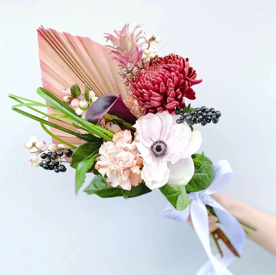 Мини букет из гипсофилы. Мини комплименты. Букет комплимент. Мини комплименты. Мини букет из цветов.