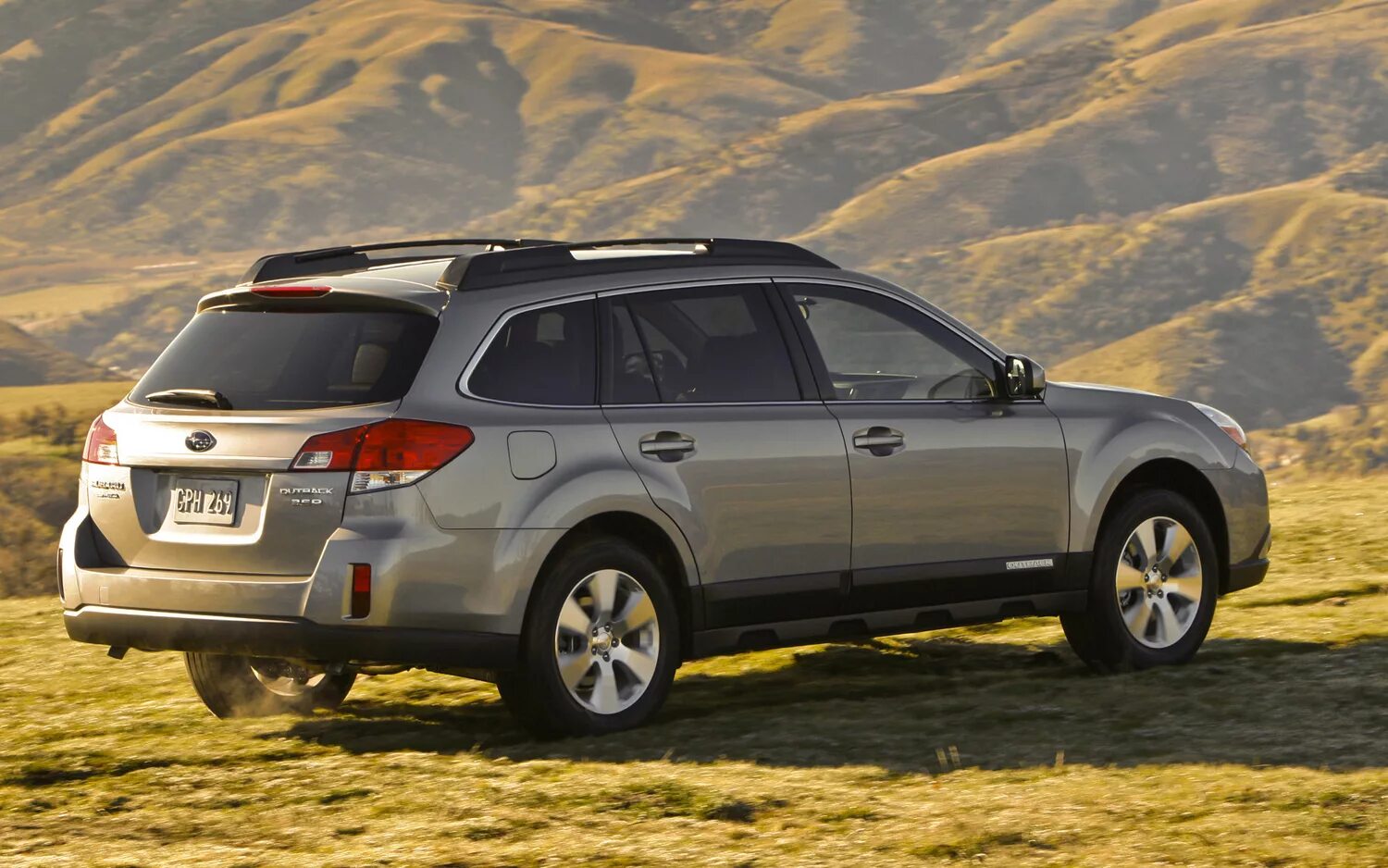 Subaru Outback 2010. Subaru Outback 2.5. Subaru Outback 2013. Субару Аутбек 2013.