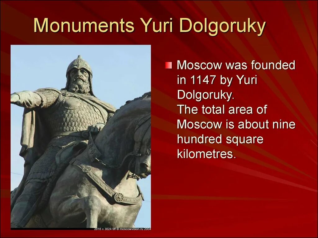 Questions 1 when was moscow founded. Достопримечательности Москвы на английском. Презентация про Москву на английском. Памятники Москвы на английском. Памятники в Москве на английском языке с переводом.