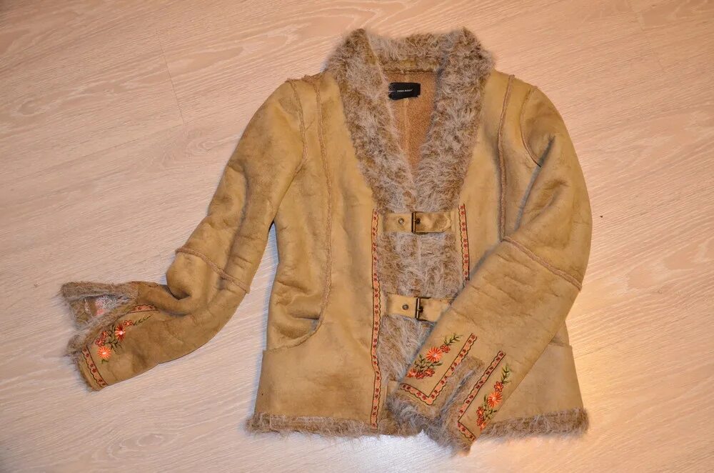 Этнические дубленки. Расшитые дубленки. Расшитые дубленки. Дубленка вышитая. Дубленка расшитая.