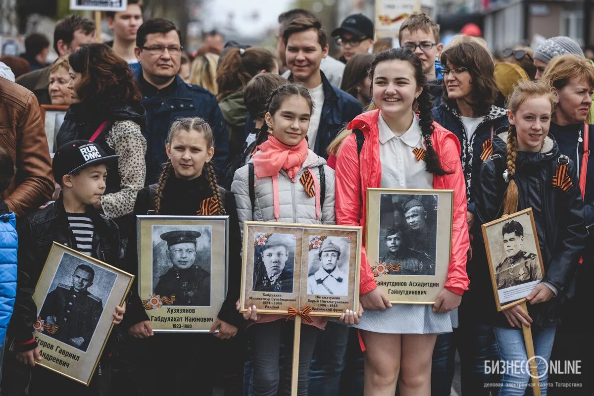Липчане могут распечатать фотографии для шествия Бессмертного полка в центрах "М