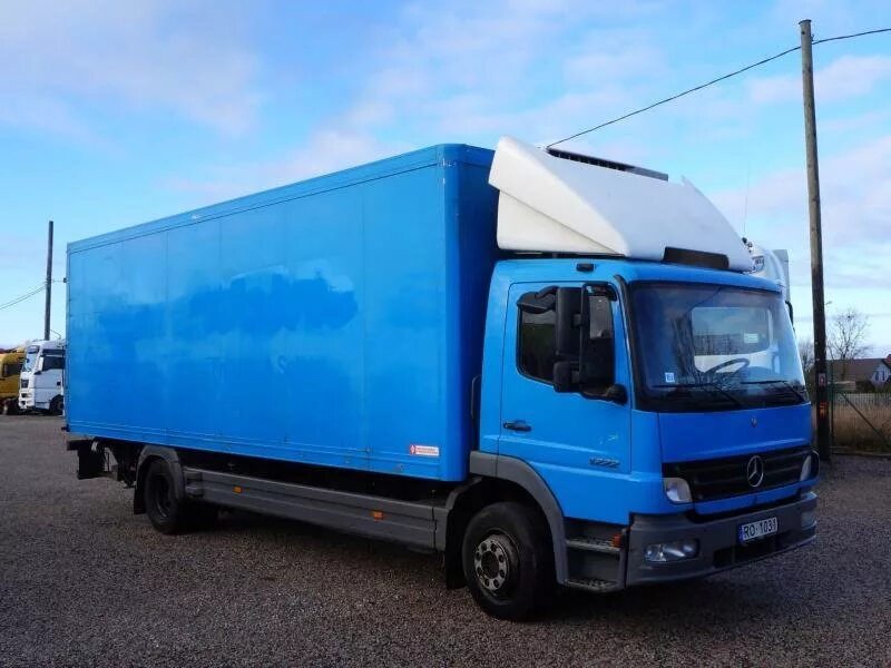 Mercedes Atego 1223. Мерседес 1222 Atego. Мерседес Атего 5 тонник. Мерседес Атего 2009. Купить мерседес атего 5 тонник