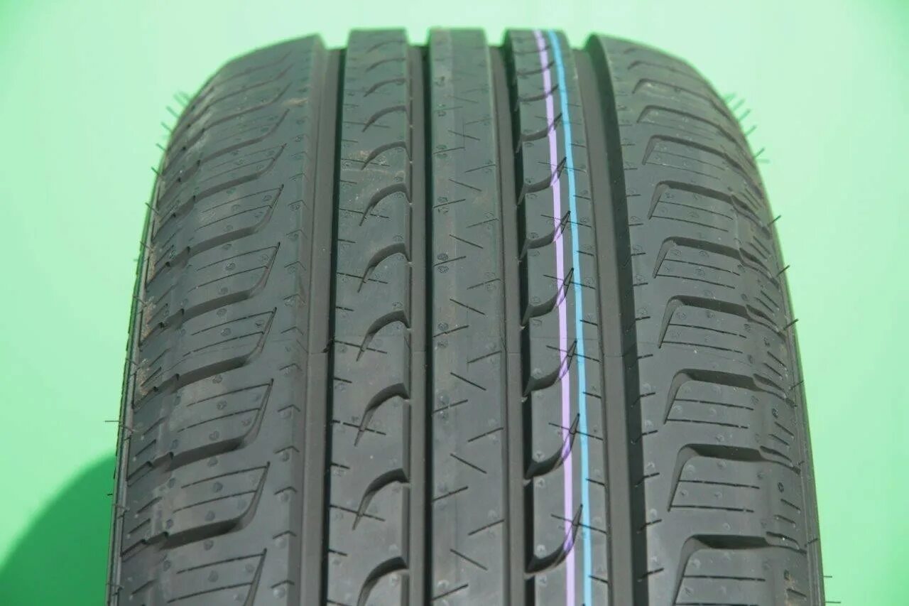 Летняя резина 18 для кроссовера. Гудиер EFFICIENTGRIP SUV. Goodyear EFFICIENTGRIP SUV 215/60 r17, 2 шт. Goodyear EFFICIENTGRIP SUV 235/50 r19. Шины Goodyear EFFICIENTGRIP SUV.