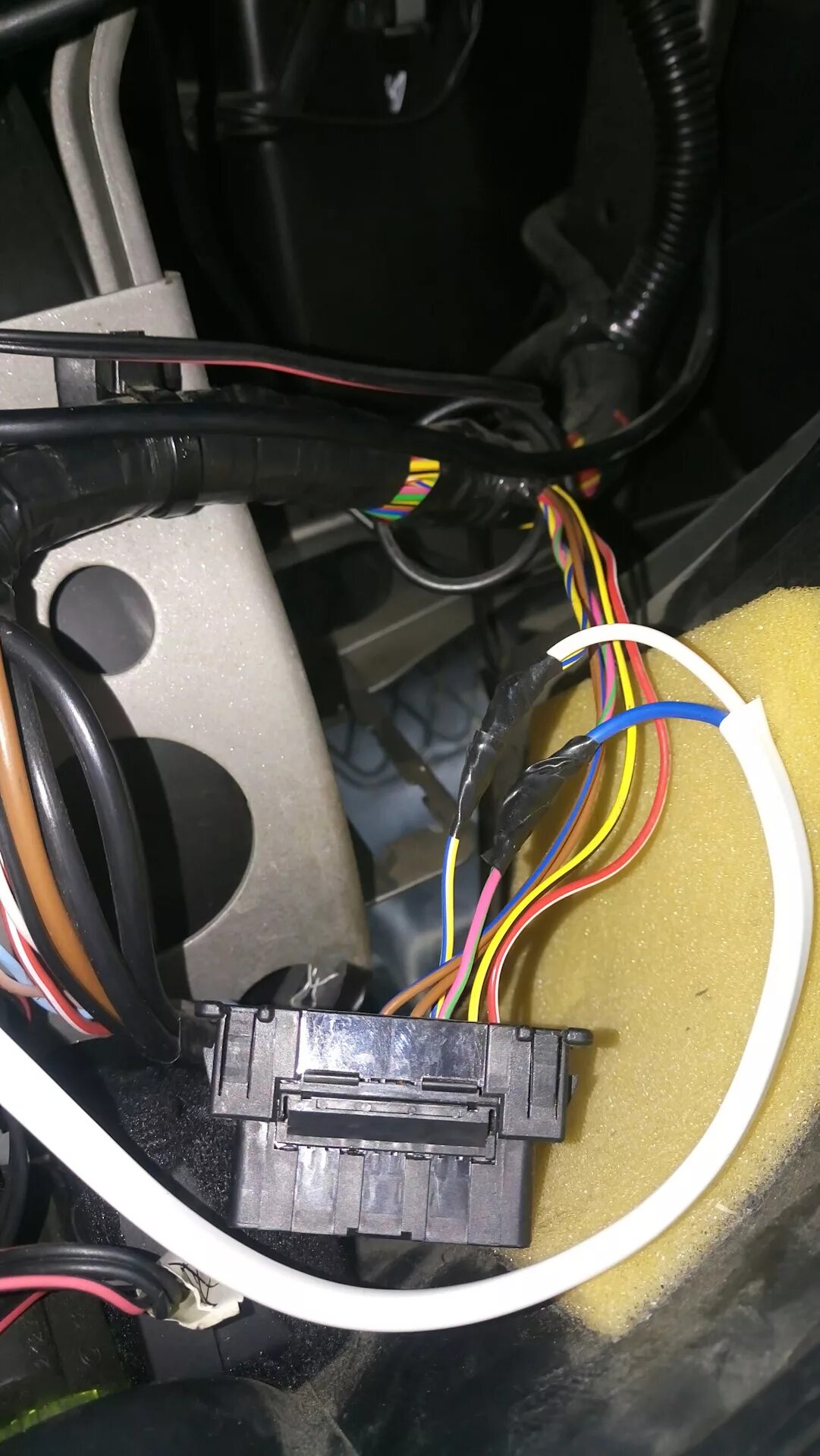 0 vw. Кан шина приора 2013. Кан шина приора 2. Кан шина приора 2. Установка кан шины.