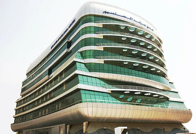 Bur dubai дилер. Grand excelsior hotel al barsha 4. Grand excelsior dubai. Grand excelsior hotel bur dubai 4*. Grand excelsior dubai.