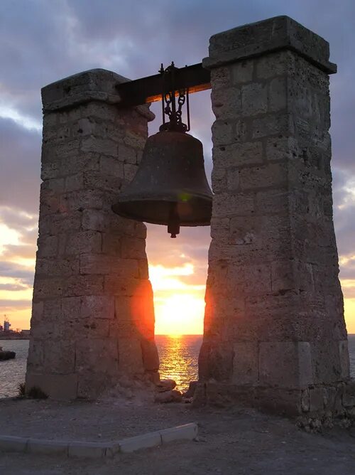 достопримечательности крыма колокол. херсонес таврический туманный колокол. туманный колокол. туманный колокол. херсонес таврический колокол живопись.