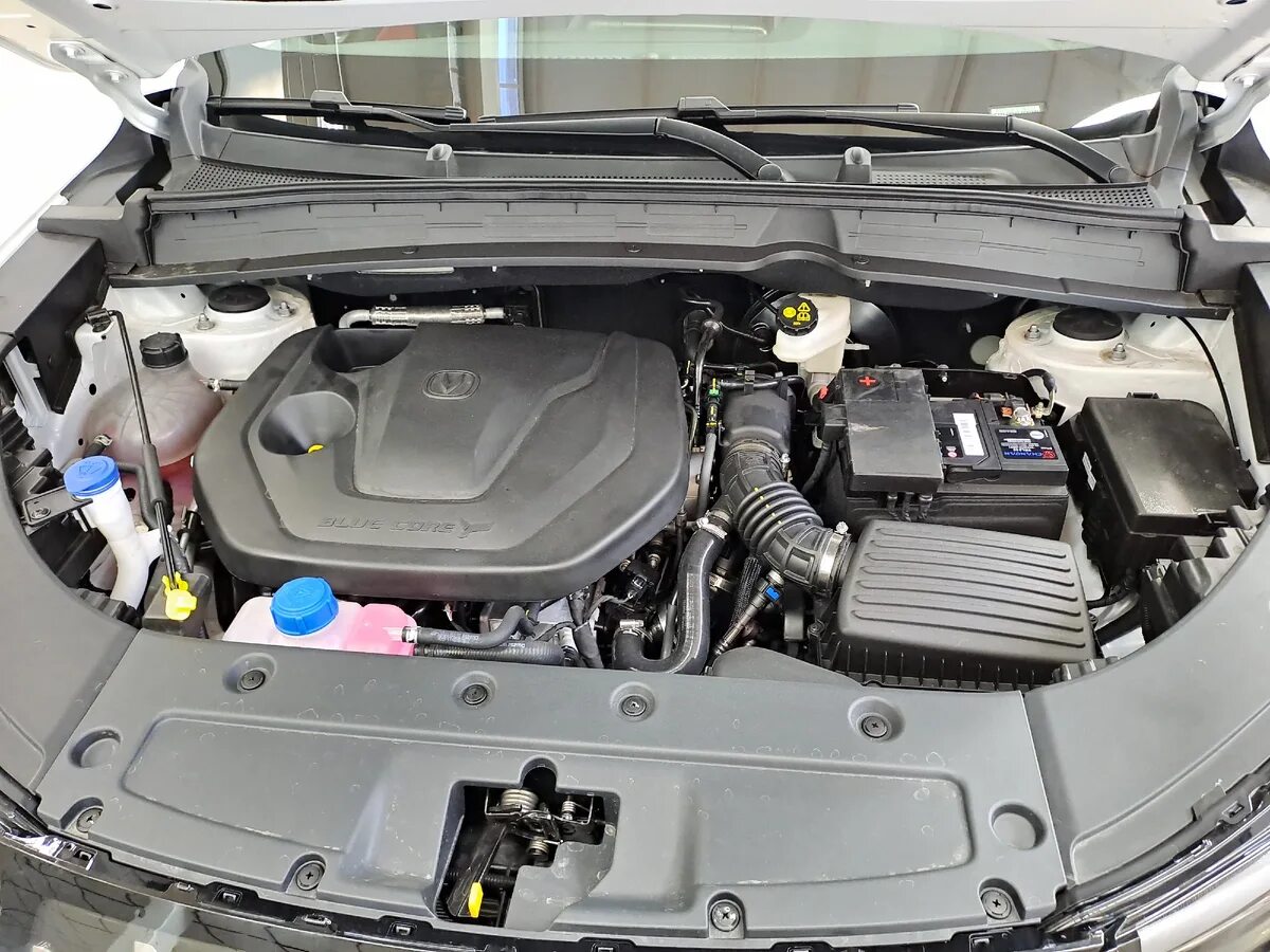 Двигатель чанган юни к. 0t 4wd. Двигатель чанган юни к. Двигатель чанган юни к. Чанган cs55 plus 2022.