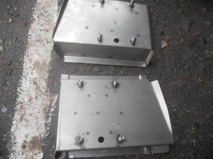 Площадка тяги 2121. Площадка реактивной тяги 2121 левая. Площадка реактивной тяги нива 2121. Площадка для реактивной тяги на ниву 2123. Площадка тяги 2121.