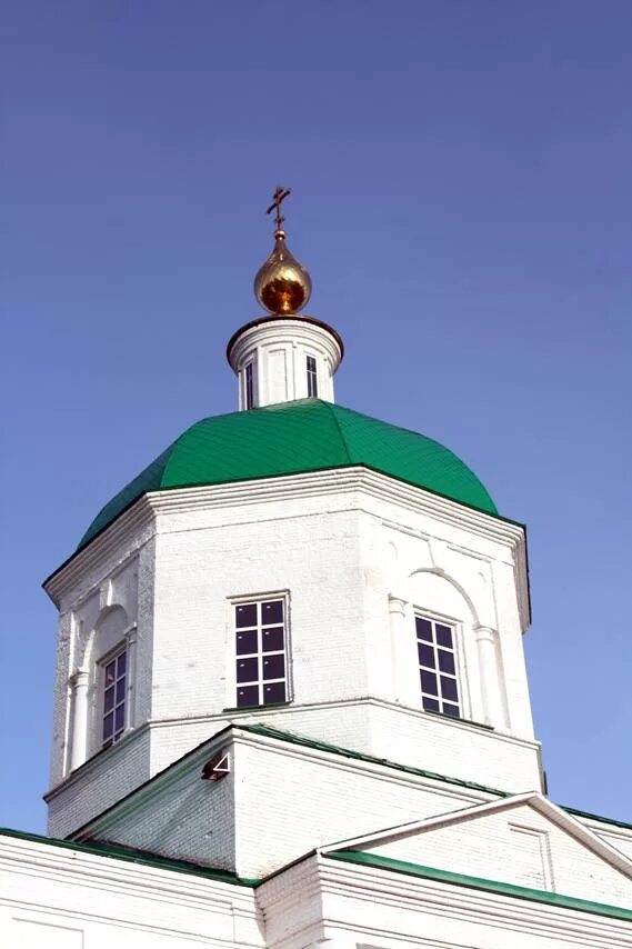 Храм михаила архангела (михайловка). Храм михаила архангела (михайловка). Храм архангела михаила саратовская область. Храм в селе михайловка саратовской области. Храм михаила архангел михайловка саратов.