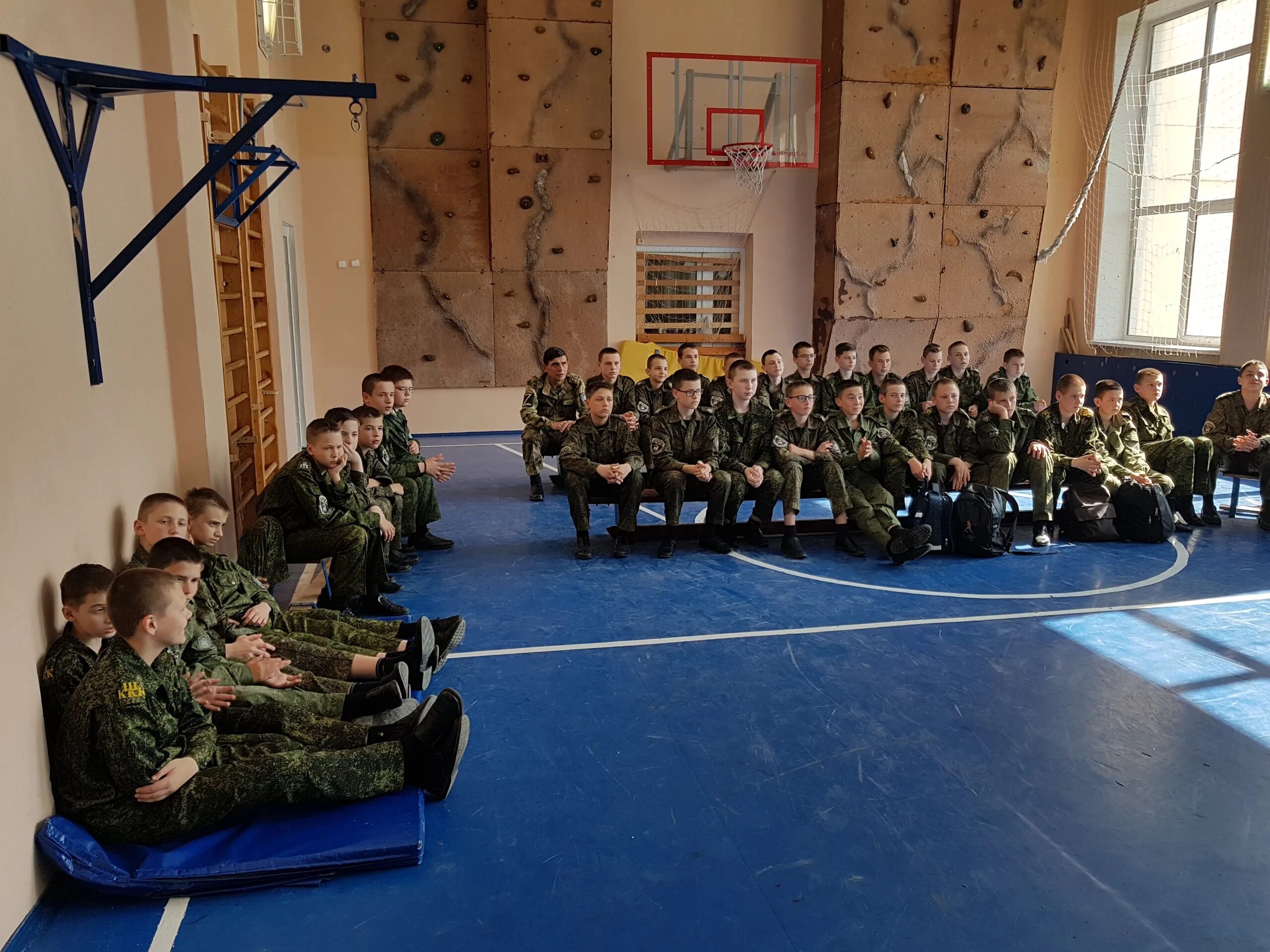 Кадетский корпус новочеркасск. Казачий кадетский корпус новочеркасск. Гбоу ро дккк. Шахтинский казачий кадетский корпус. Гбоу ро дккк.