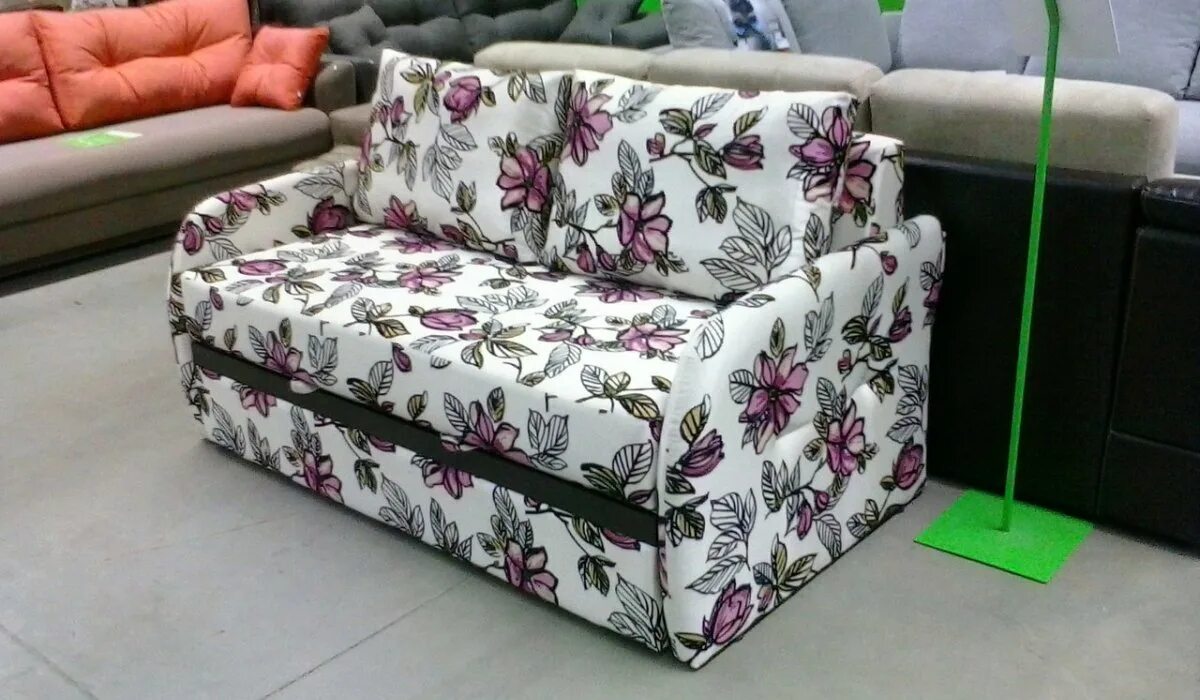 Диваны кмк. Кмк красноярск. Мебель недорого красноярск каталог. Диван элегия вега 8. Диван трансформер барс 2.