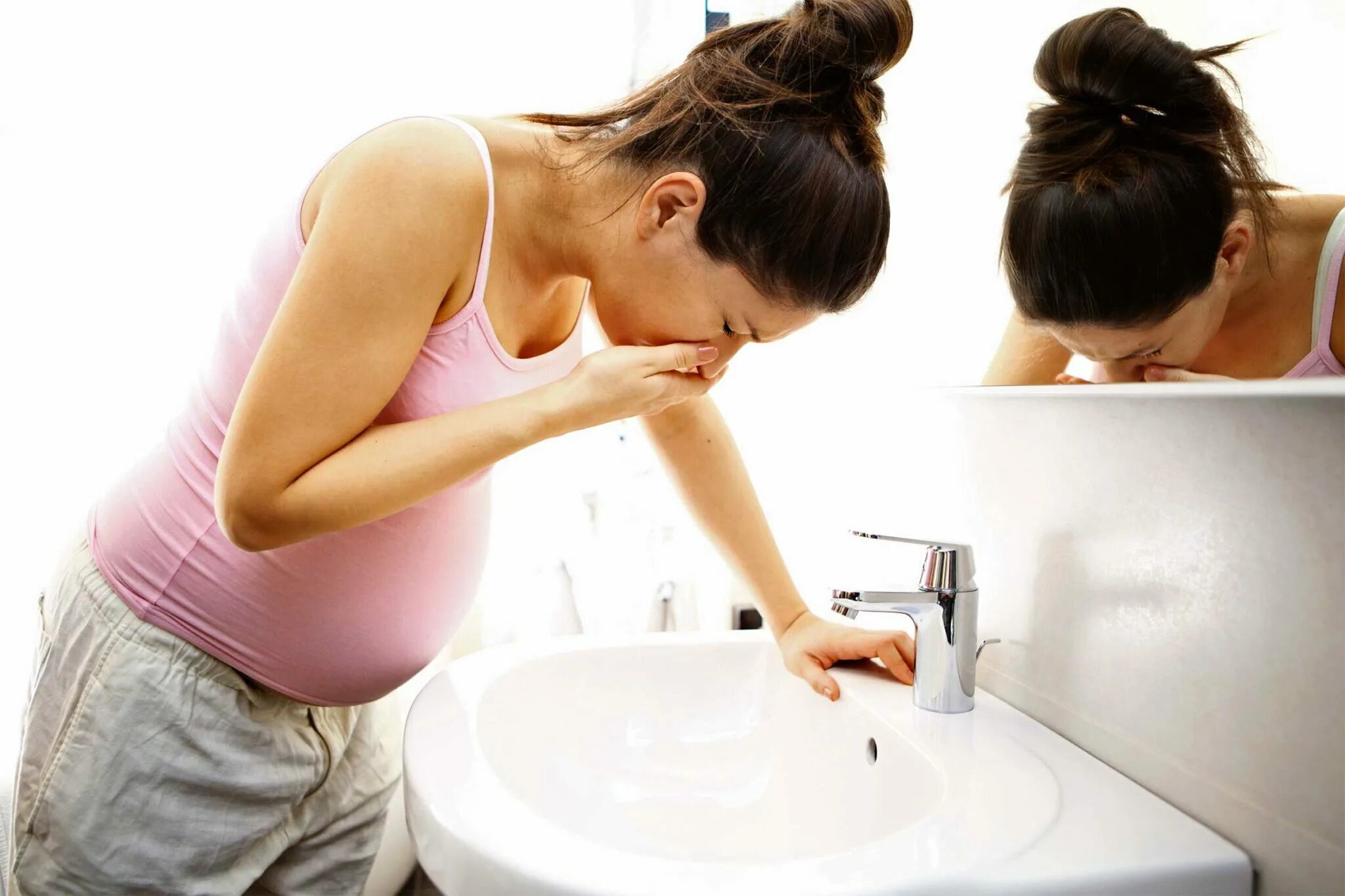 Сильный токсикоз при беременности. Токсикоз. Тошнота беременных. Токсикоз беременных.