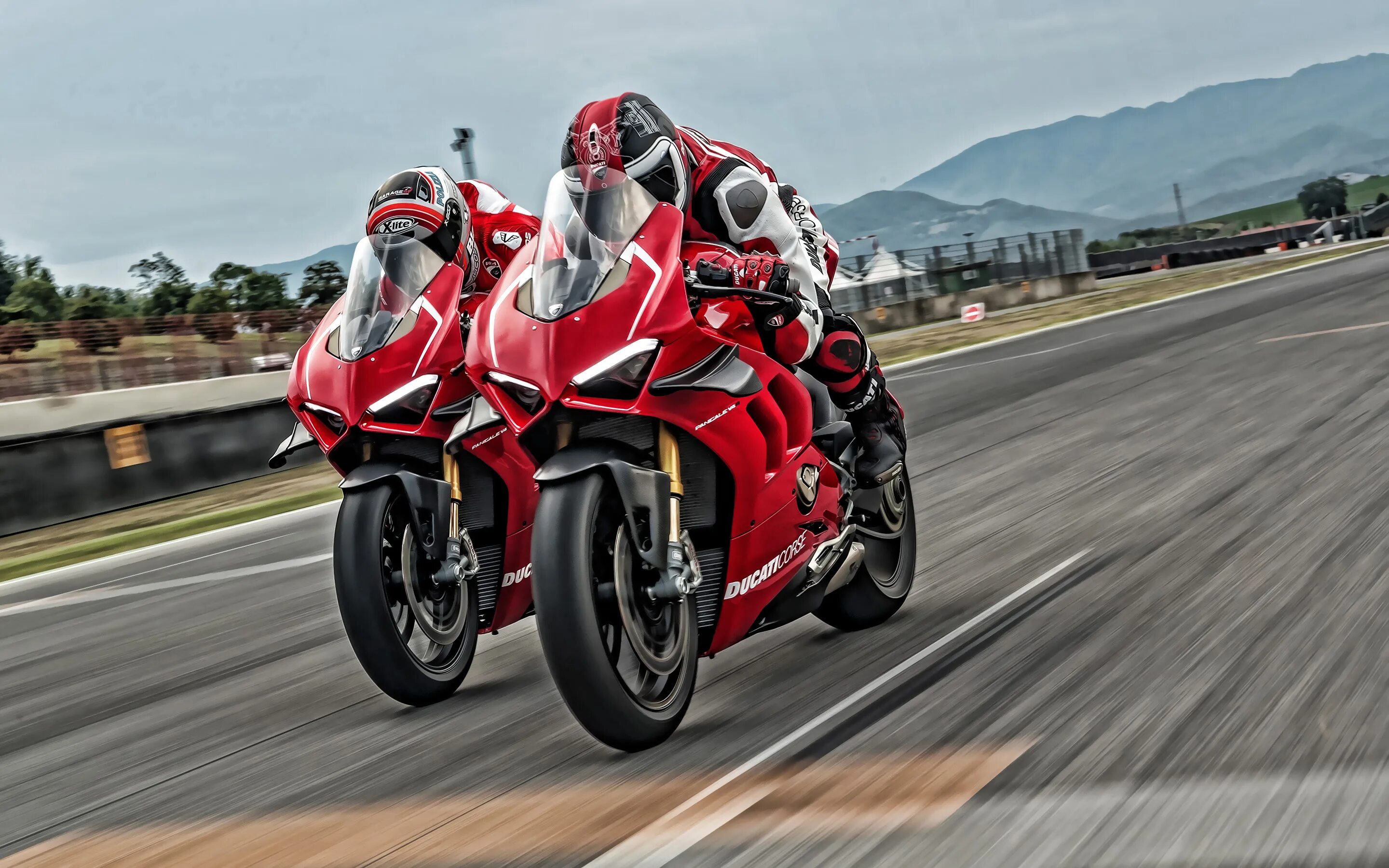 V 4. дукати в4. Ducati panigale engine. Ducati streetfighter v4 2021. Ducati supersport 950.