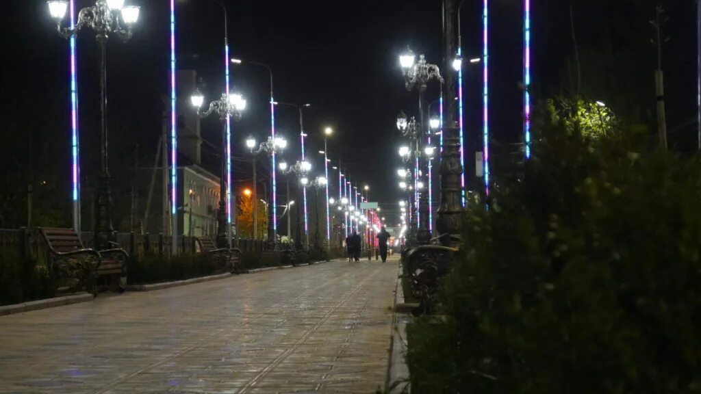 хасавюрт вечером. аллея хасавюрт. махачкала ночь дорога. хасавюрт вечером. хасавюрт вечером.