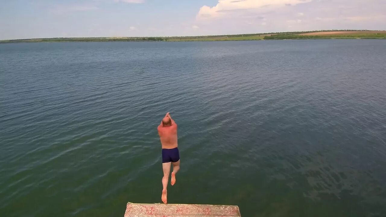 Волчьи ворота озеро. Новоселицкое водохранилище волчьи ворота. волчьи ворота ставрополь озеро сенгилеевское. пруд волчьи ворота ставропольский край.